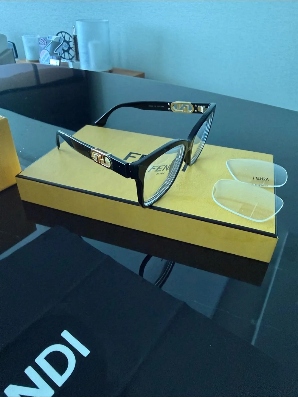 Fendi bold black